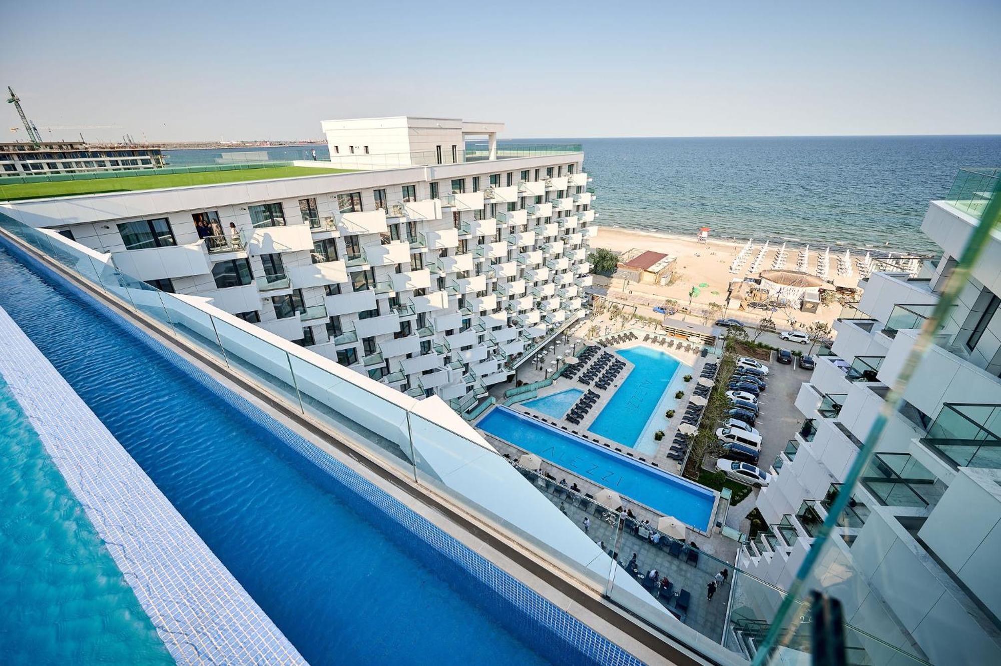 Summer Residence Apartment In Infinity Beach Resort - Parking Mamaia Exteriér fotografie