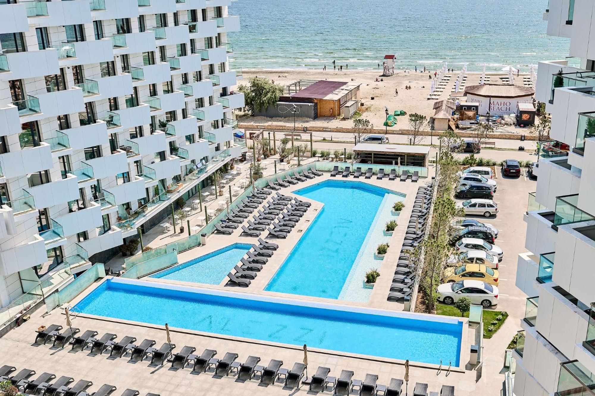 Summer Residence Apartment In Infinity Beach Resort - Parking Mamaia Exteriér fotografie