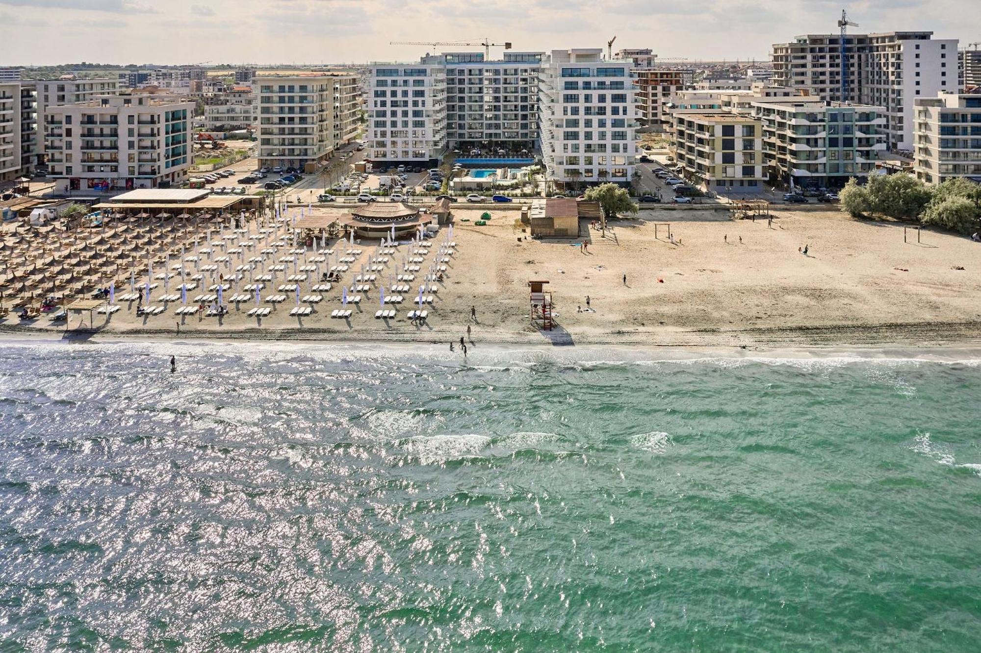 Summer Residence Apartment In Infinity Beach Resort - Parking Mamaia Exteriér fotografie